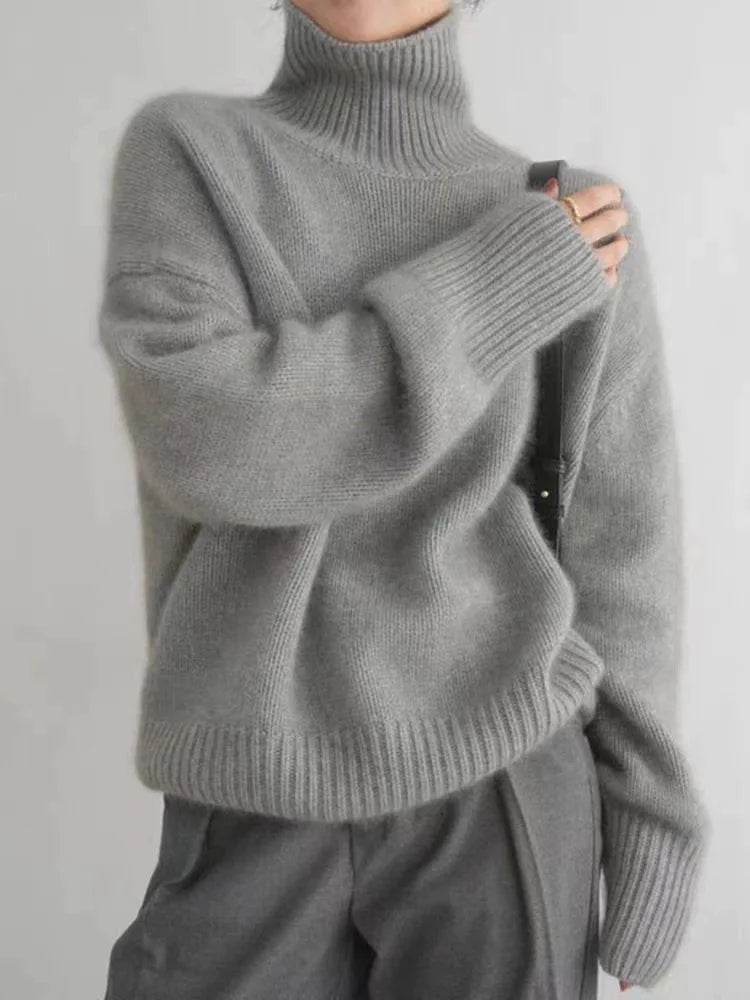 Maison Lioré Léna | Oversized Dames Coltrui met Zachte Knit en Hoge Kraag