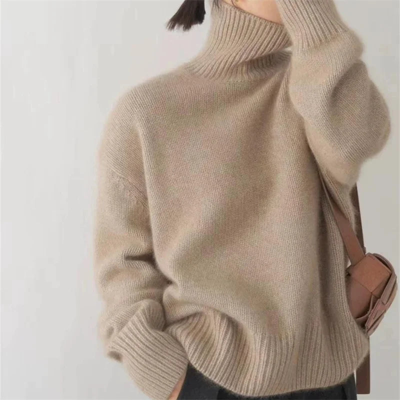 Maison Lioré Léna | Oversized Dames Coltrui met Zachte Knit en Hoge Kraag
