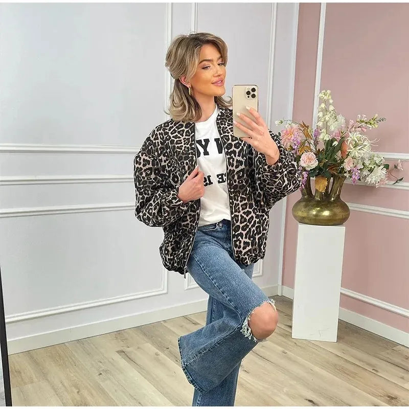 JINORA | Luipaard Print BomberJas Voor Dames - Gedurfd & Elegant